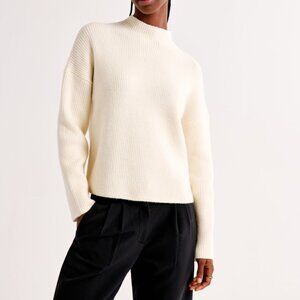 Abercrombie Easy Funnel Neck Sweater NWOT